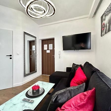 Apartament Z Jacuzzi Leilighet Krasków Eksteriør bilde